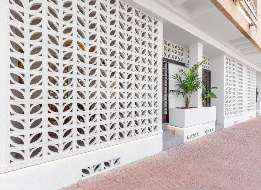 Nueva construcción  - Apartamento -
Torrevieja - Playa Los Naufragos