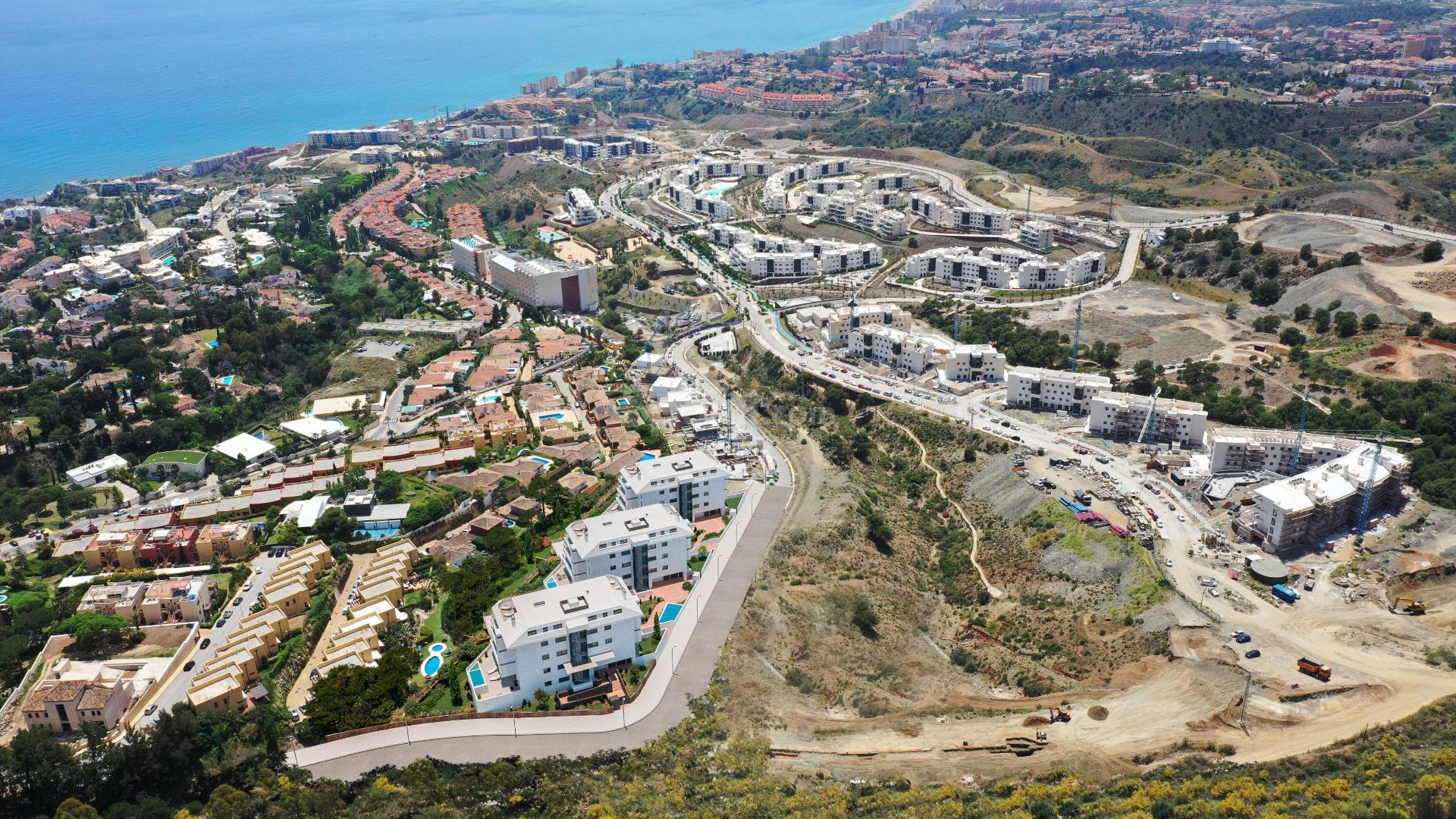 Nueva construcción  - Atico -
Fuengirola - Higueron