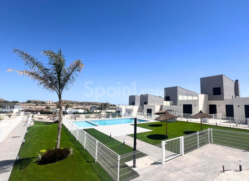 Nueva construcción  - Villa -
BAOS Y MENDIGO - Altaona Golf And Country Village