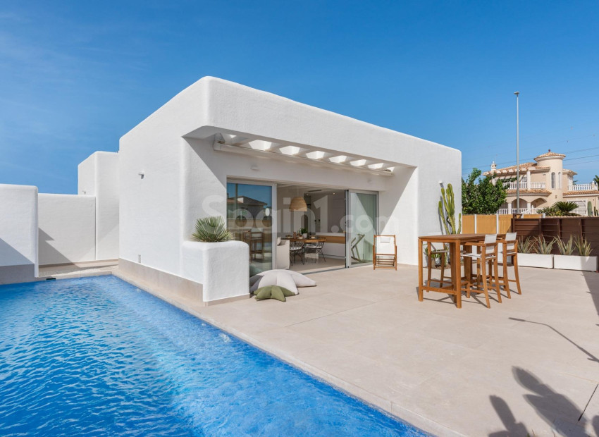Nueva construcción  - Villa -
Dolores