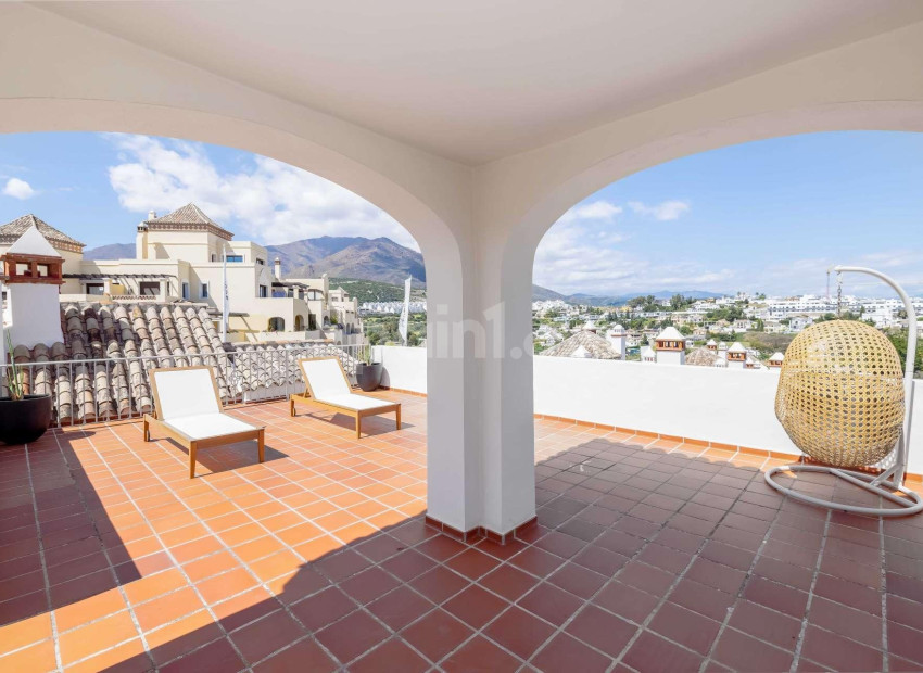 Nueva construcción  - Villa -
Estepona - Azata Golf