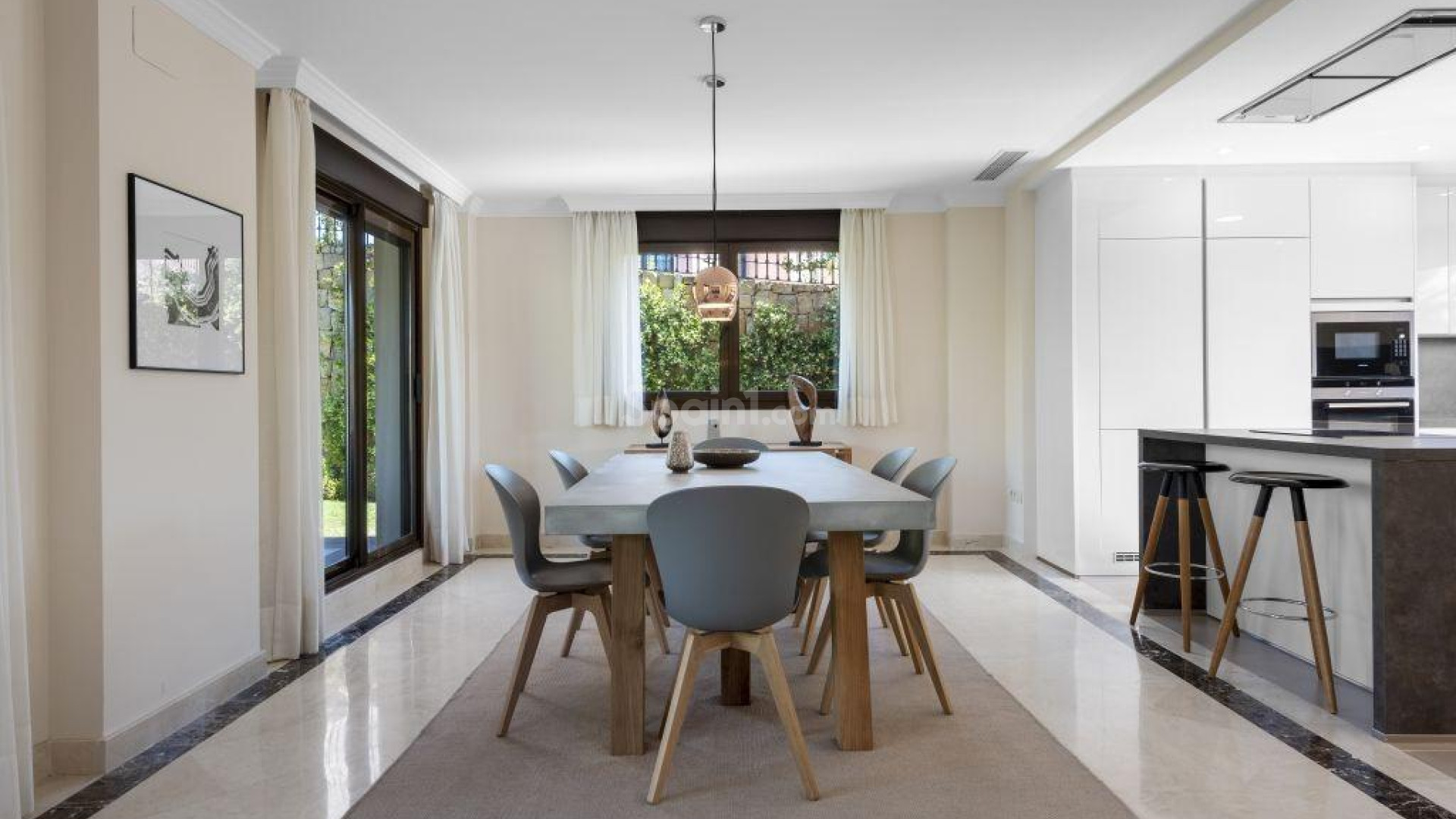 Nueva construcción  - Villa -
Estepona