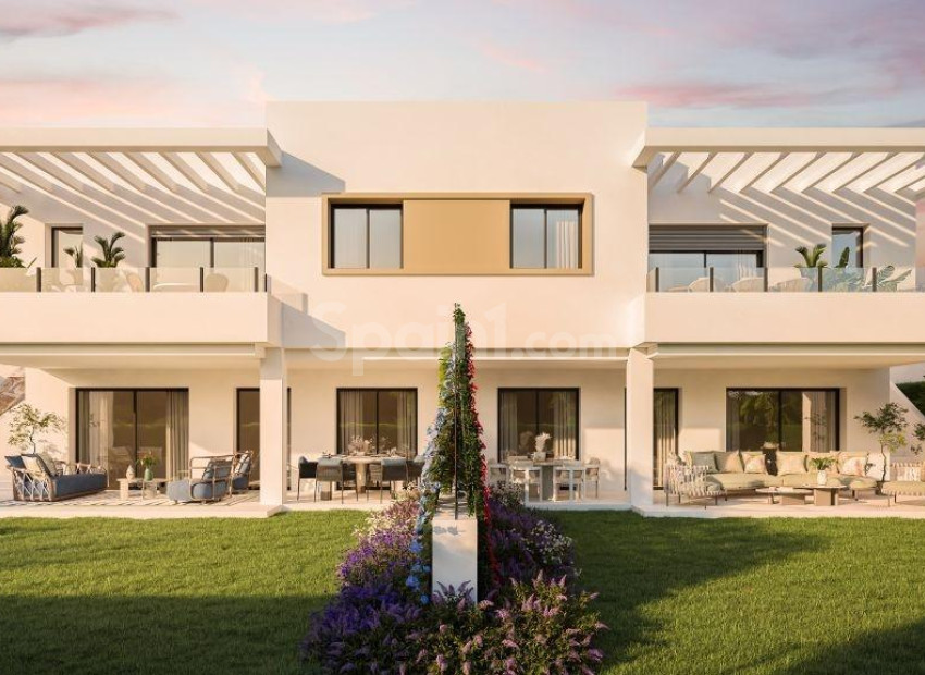 Nueva construcción  - Villa -
Estepona