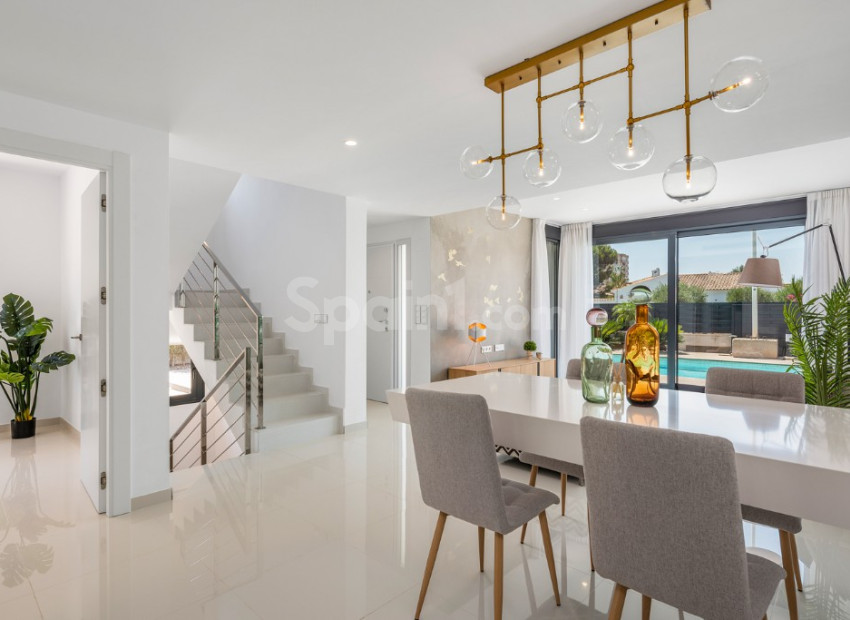 Nueva construcción  - Villa -
Mar Menor - Playa Honda