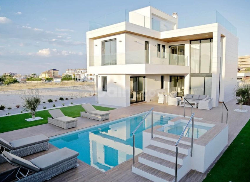 Nueva construcción  - Villa -
Orihuela Costa - Campoamor