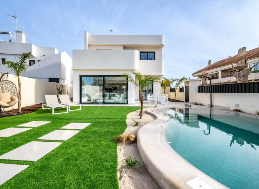 Nueva construcción  - Villa -
Torre Pacheco - Roldán