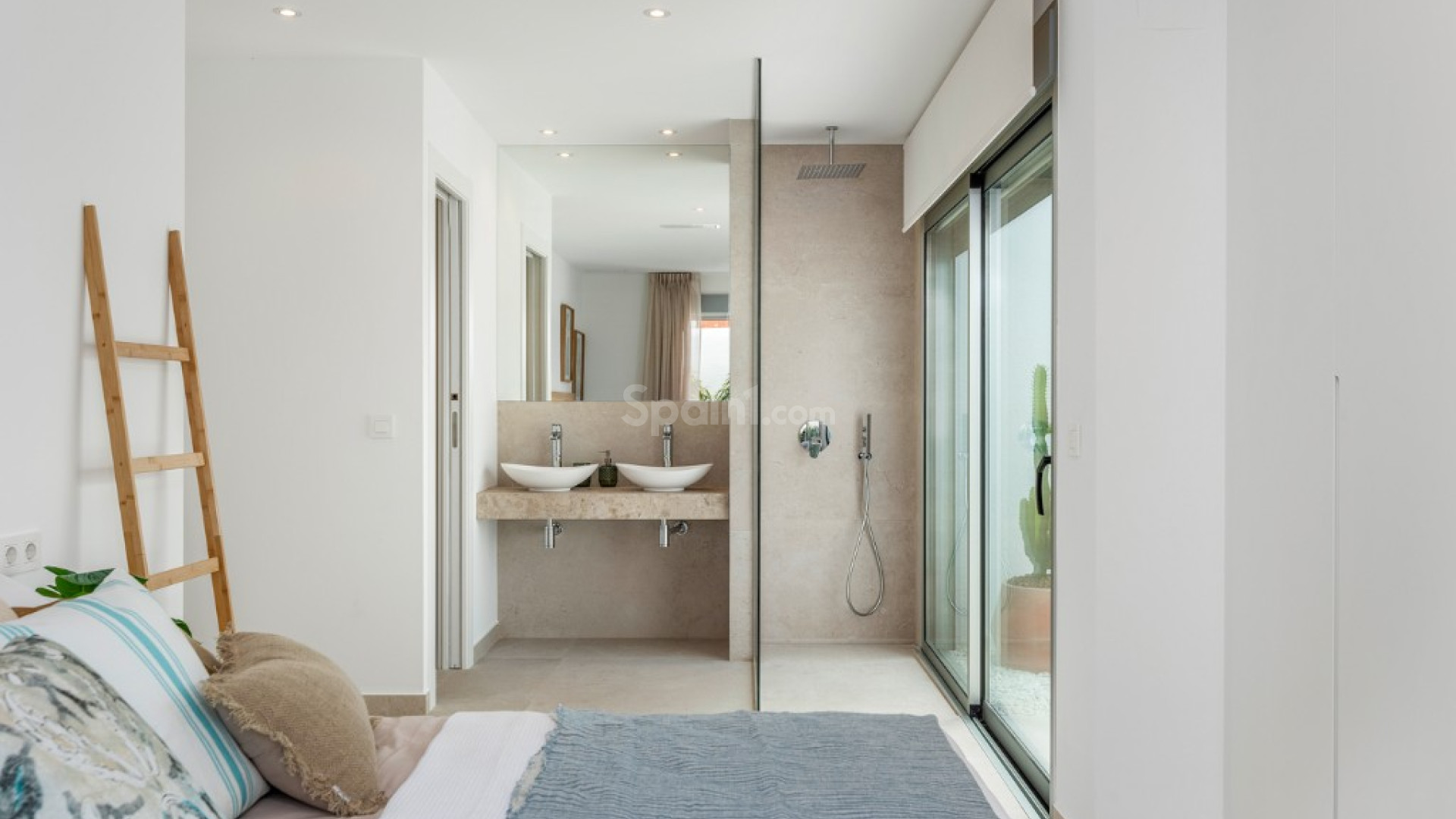 Nybygg - Tomannsvilla -
La Marina