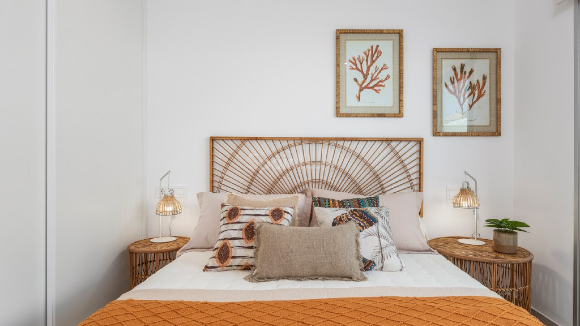 Nybygg - Tomannsvilla -
La Marina