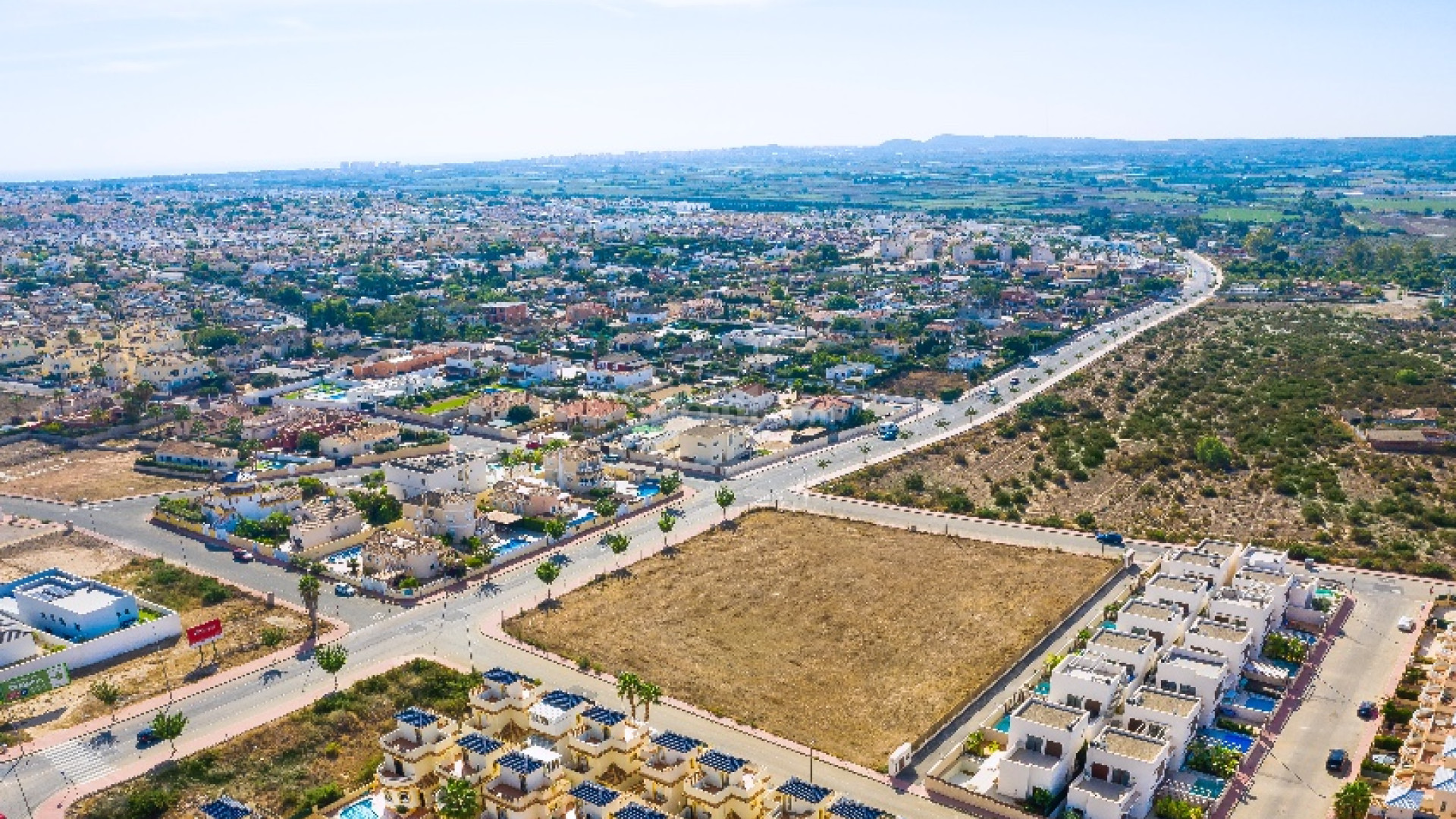 Nybygg - Tomannsvilla -
La Marina