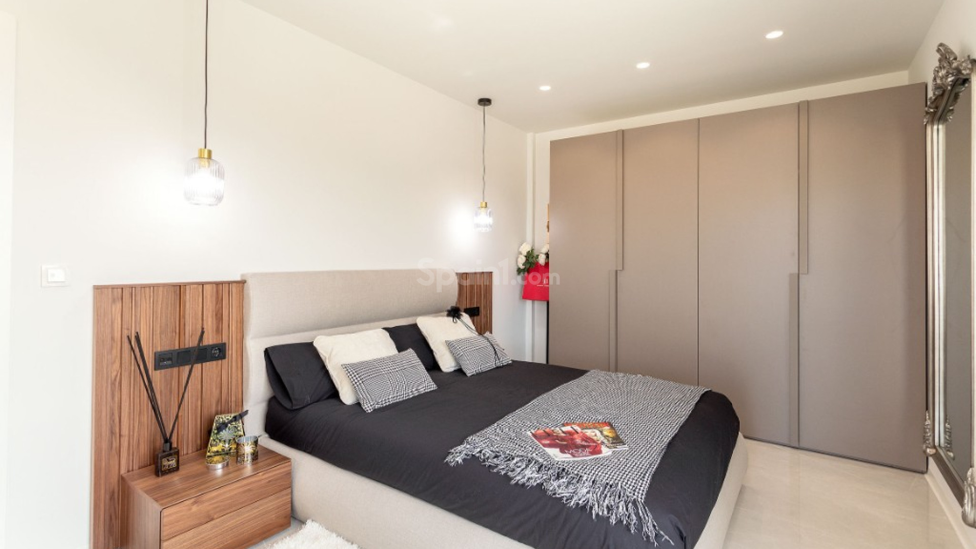 Nybygg - Villa -
Benidorm