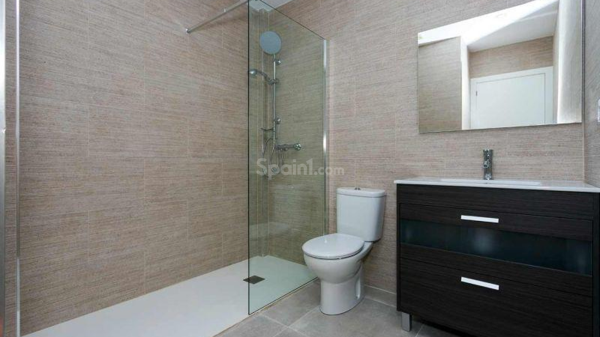 Nybygg - Villa -
Daya Nueva