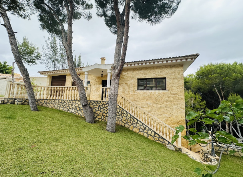 Nybygg - Villa -
Dehesa de Campoamor - Campoamor