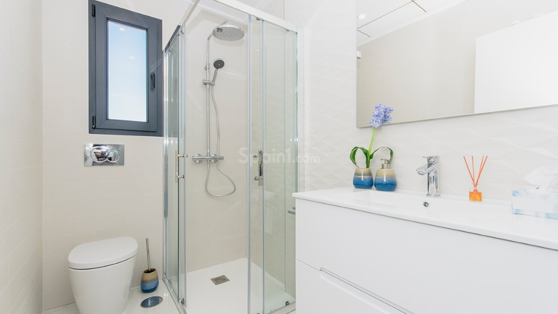 Nybygg - Villa -
Entre Naranjos - Vista Bella