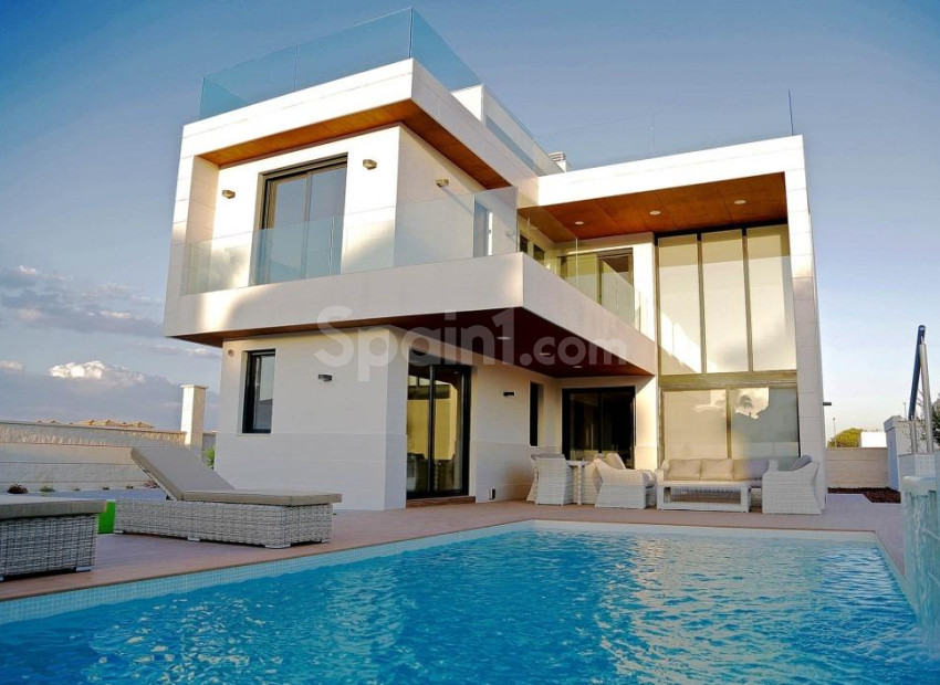 Nybygg - Villa -
Orihuela Costa - Campoamor