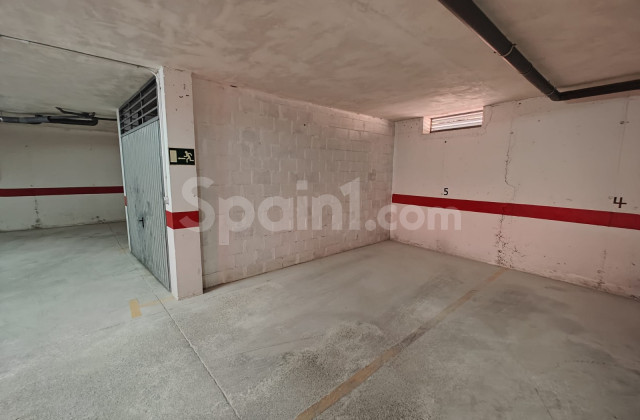 Parkeringsplats / Garage - Resale - TORREVIEJA -
                Playa de los Locos
