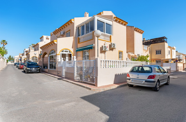 Radhus - Resale - Orihuela Costa - SB930