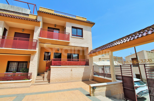 Radhus - Resale - Orihuela - Los Desamparados