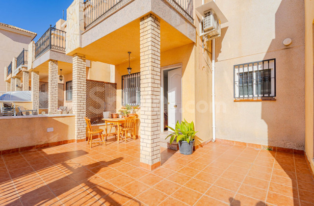 Radhus - Resale - Punta Prima - ES-56716