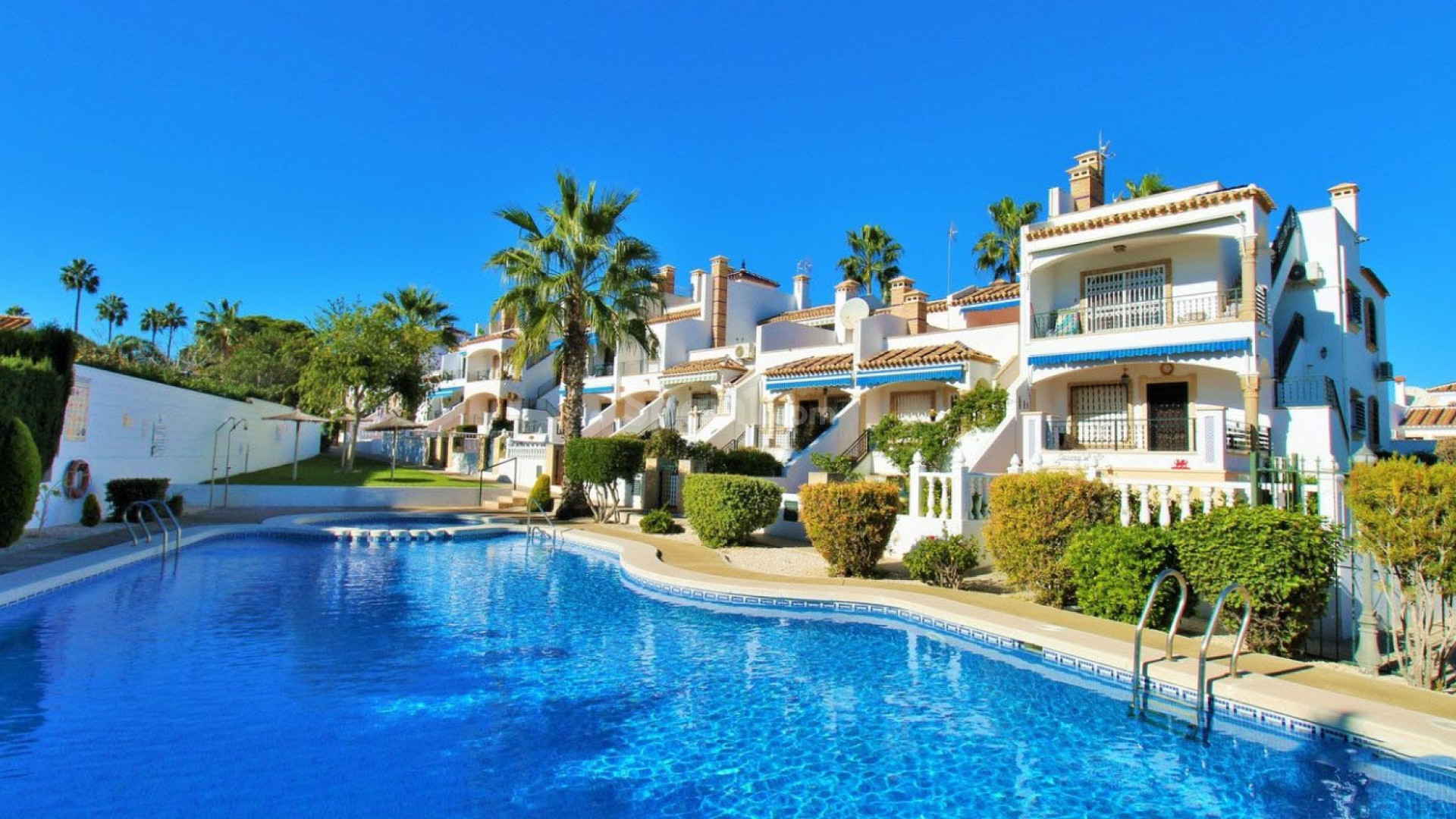 Resale - 2. Radhus -
Orihuela Costa - Villamartin