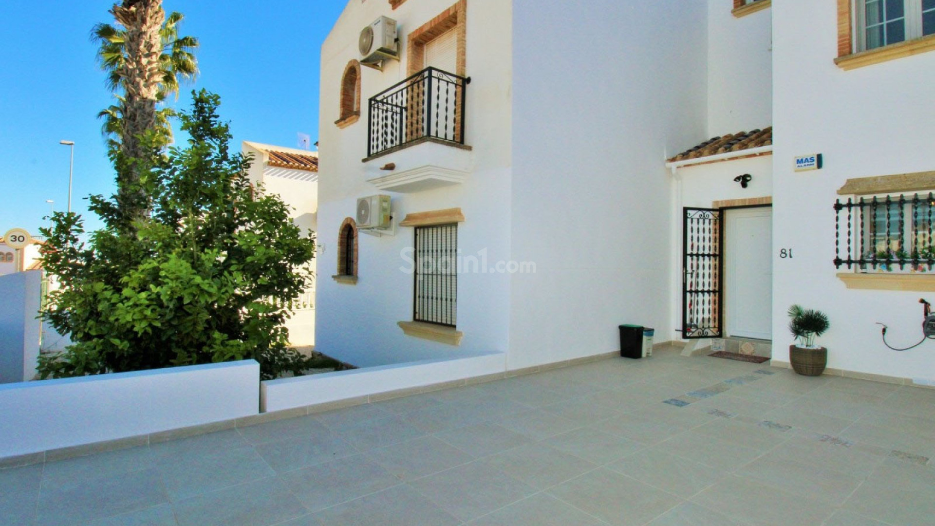 Resale - 2. Town house -
Orihuela Costa - Villamartin
