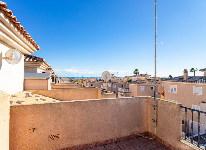 Resale - 2. Townhouse -
Punta Prima