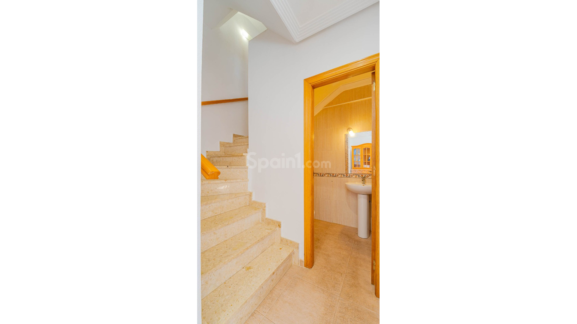 Resale - 2. Townhouse -
Punta Prima