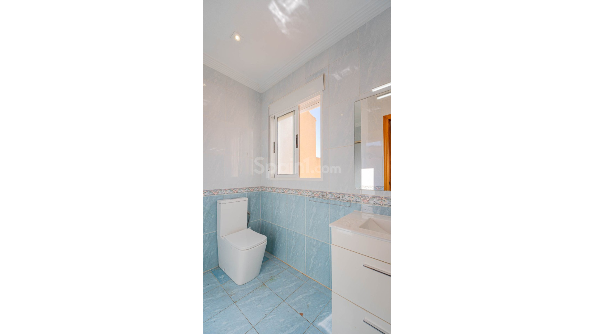 Resale - 2. Townhouse -
Punta Prima