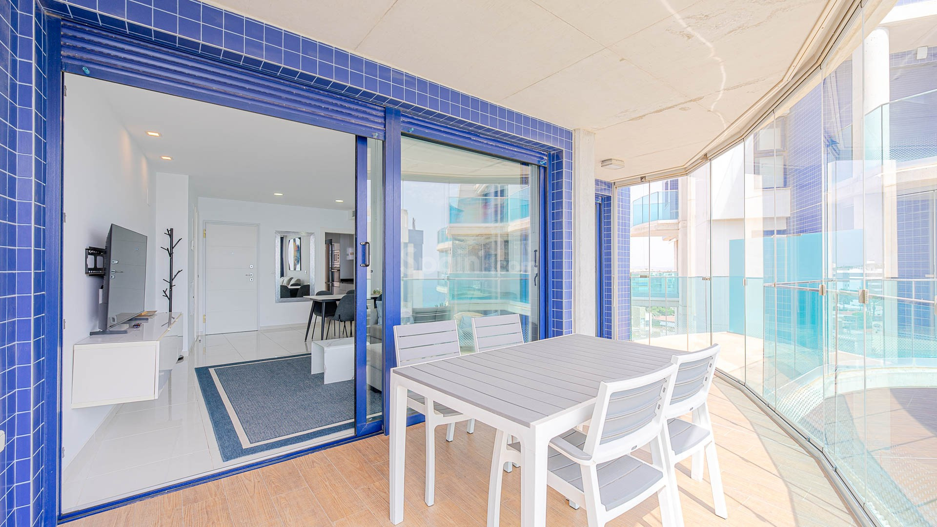 Resale - Apartament -
Punta Prima
