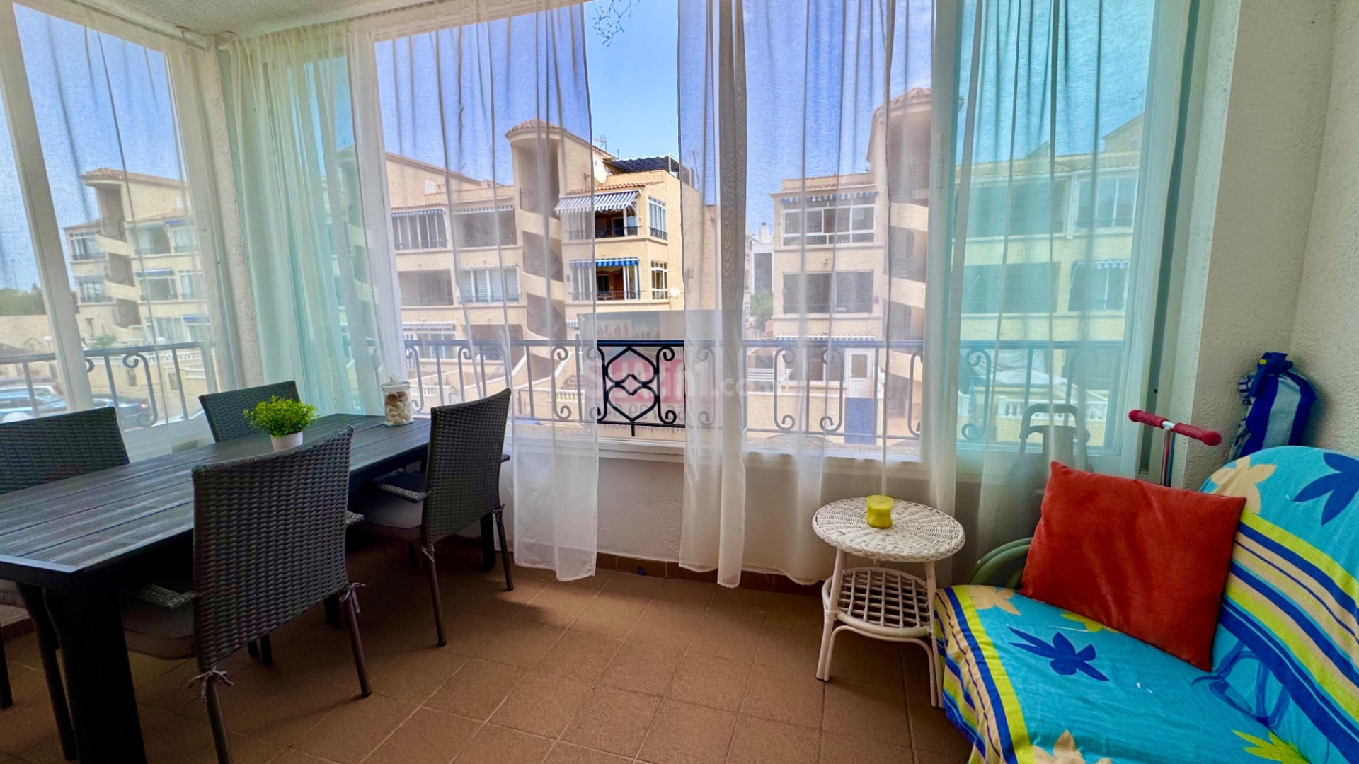 Resale - Apartament -
Punta Prima