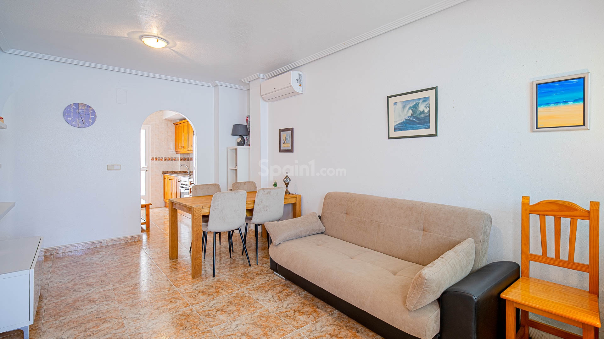 Resale - Apartament -
Punta Prima