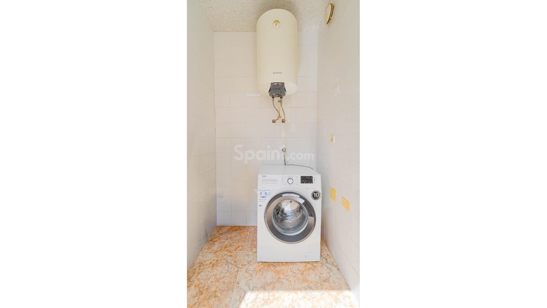Resale - Apartament -
Punta Prima