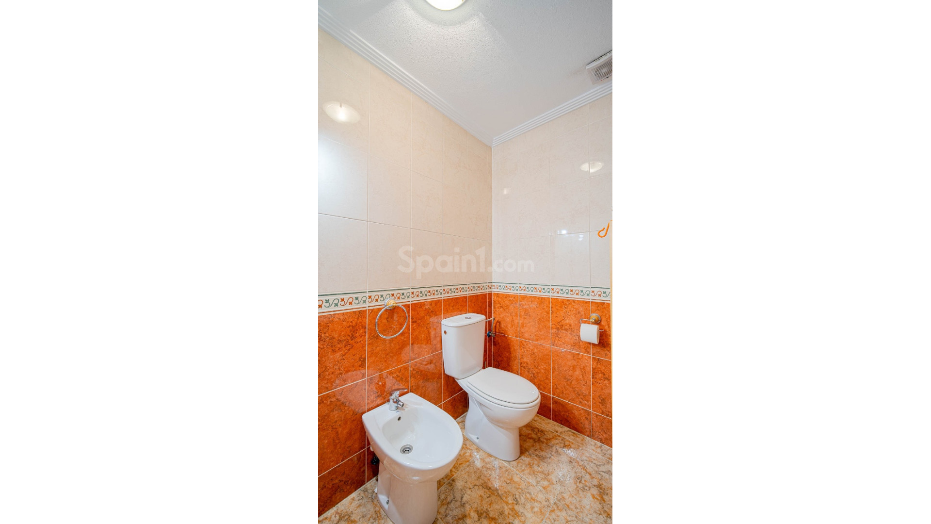 Resale - Apartament -
Punta Prima