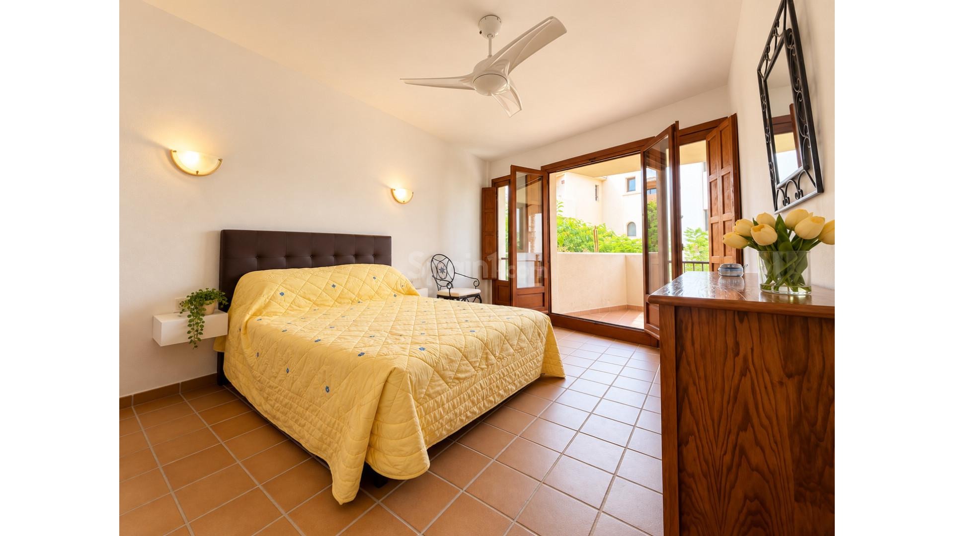 Resale - Apartament -
Punta Prima