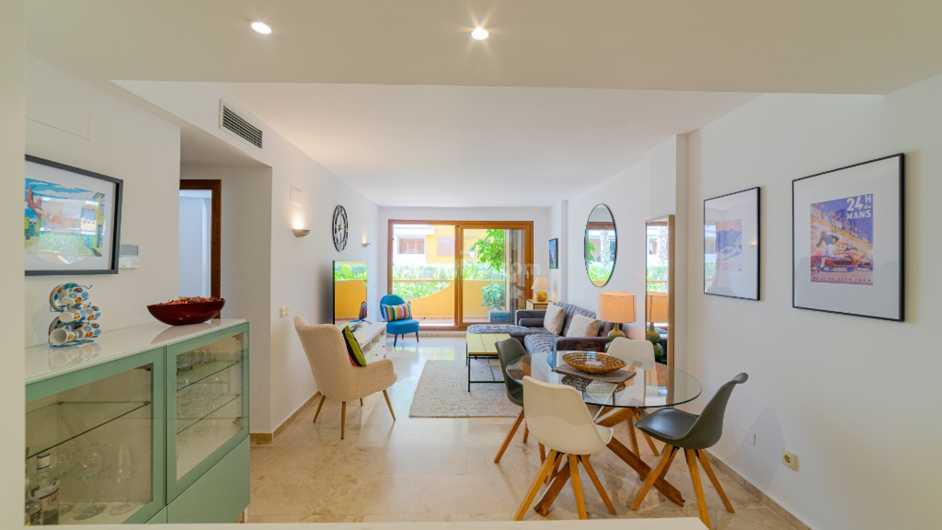 Resale - Apartamento -
Punta Prima