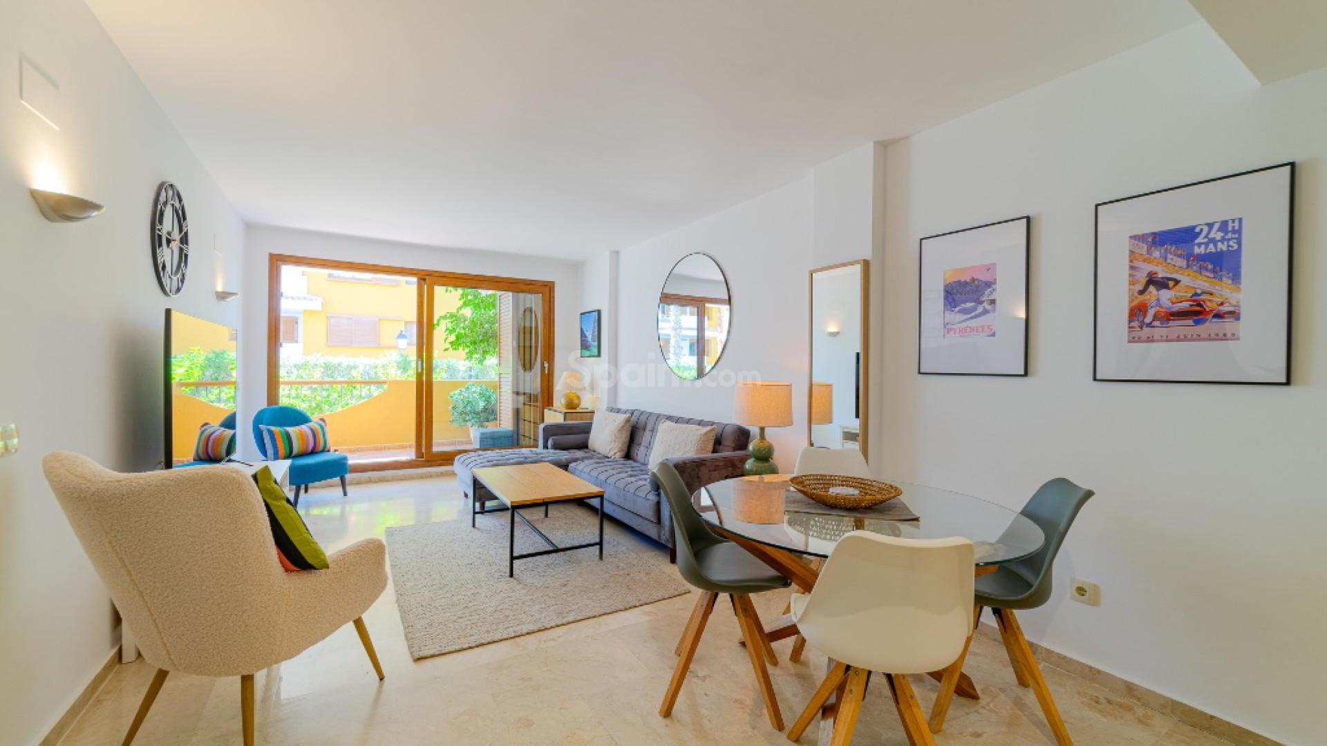 Resale - Apartamento -
Punta Prima