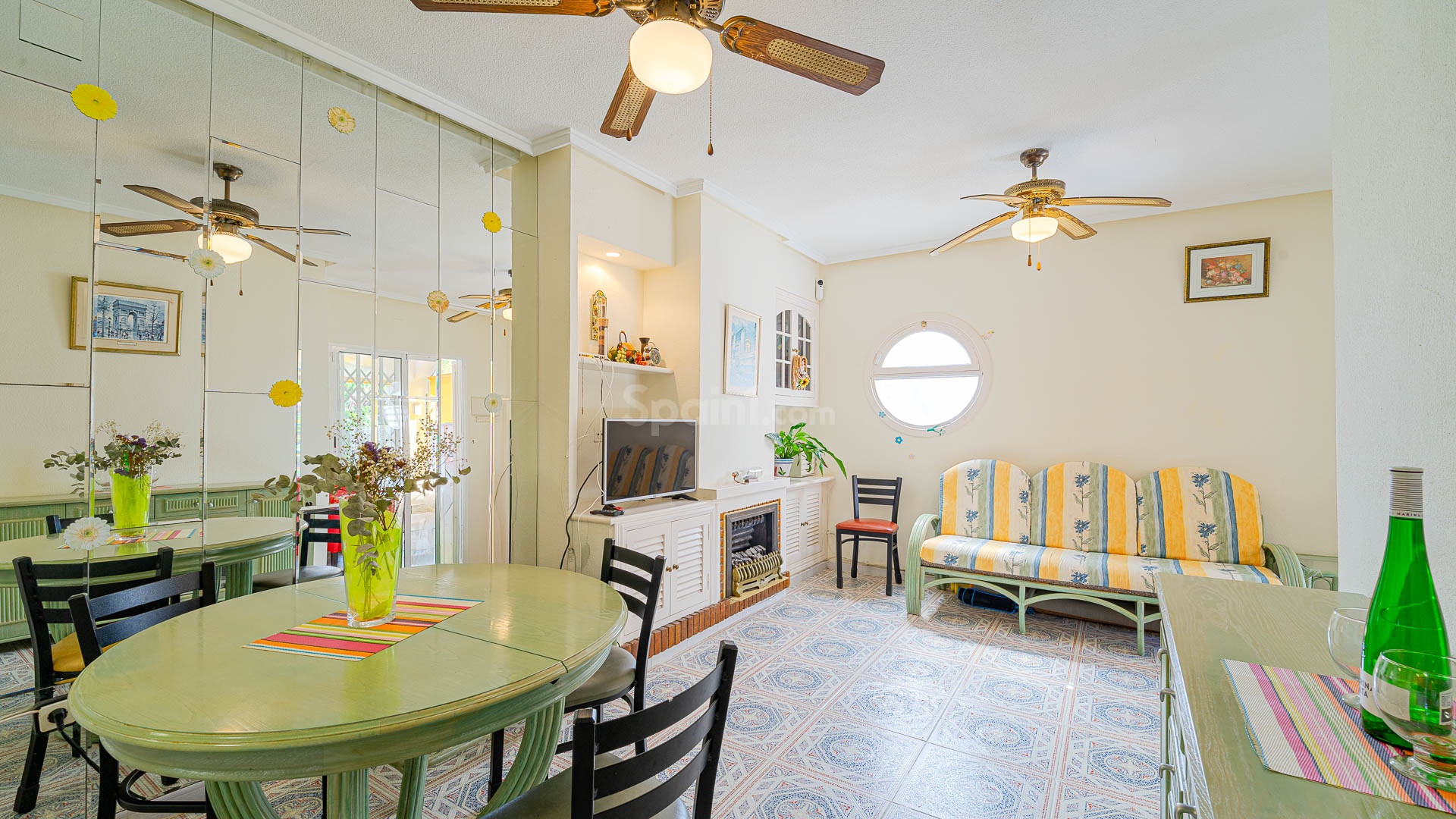 Resale - Apartamento -
Punta Prima