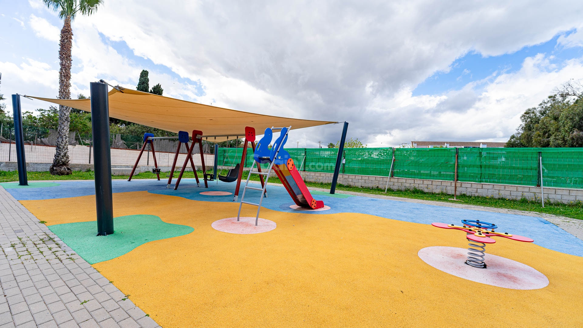 Resale - Apartamento -
Punta Prima