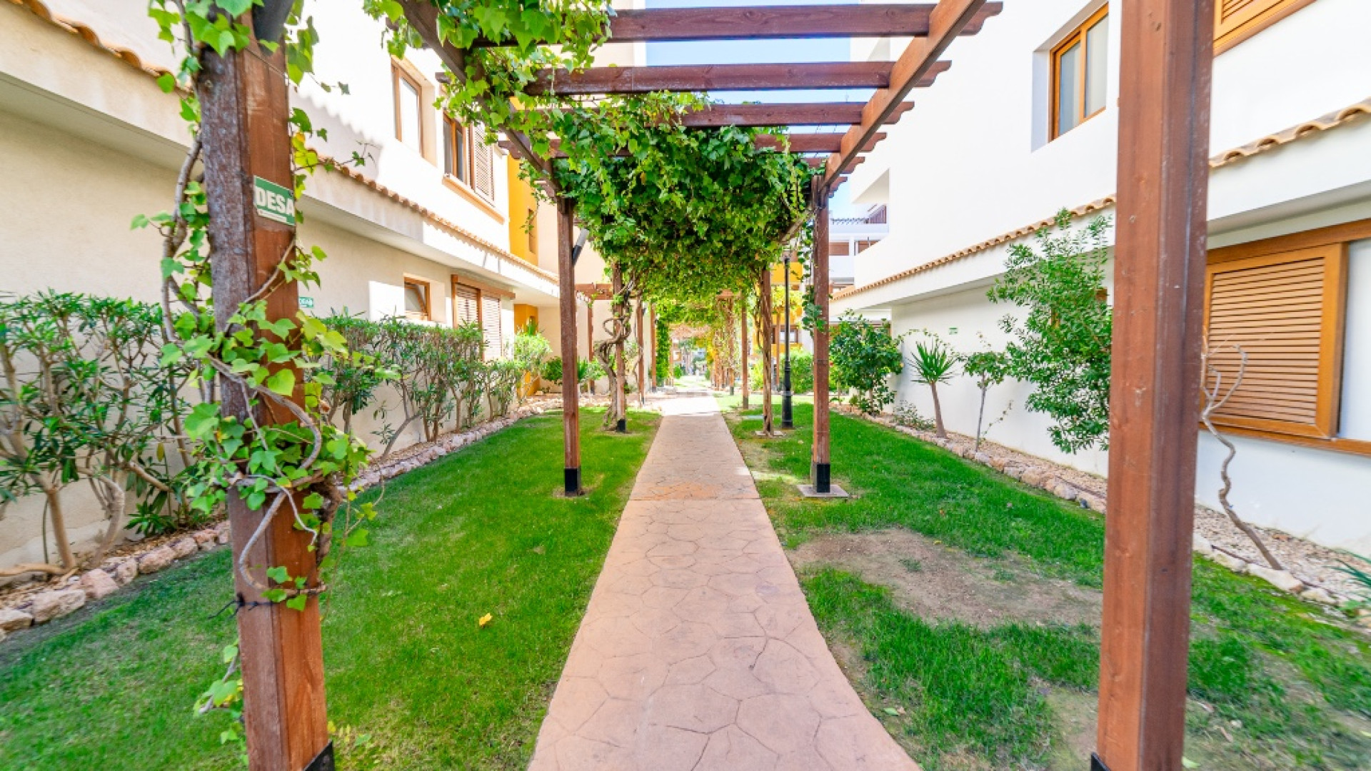 Resale - Apartamento -
Punta Prima