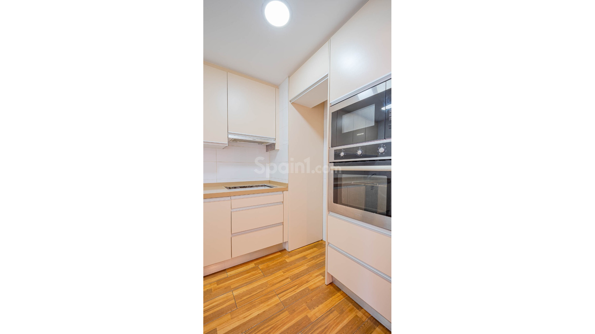 Resale - Apartamento -
Torrevieja