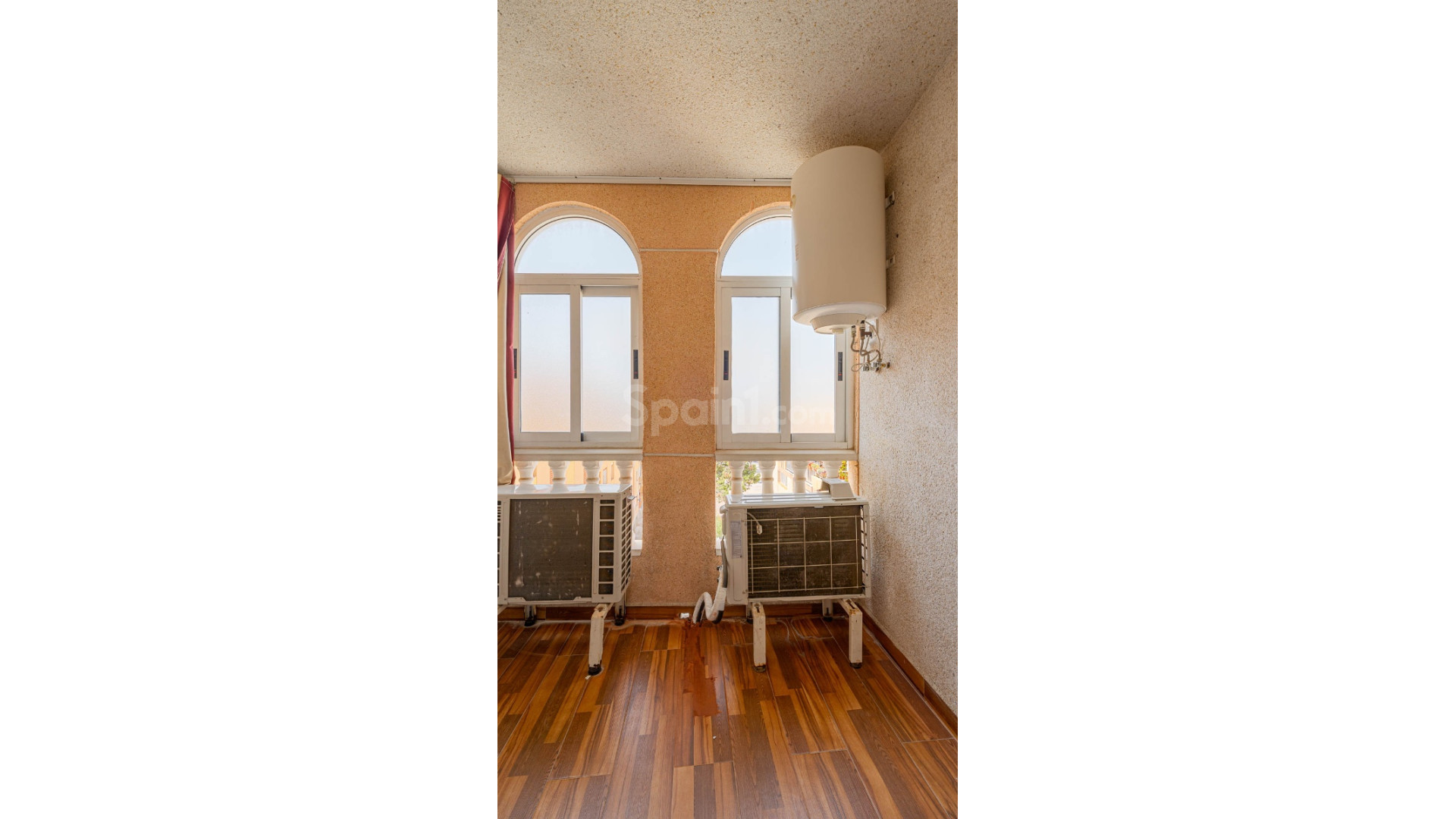 Resale - Apartamento -
Torrevieja
