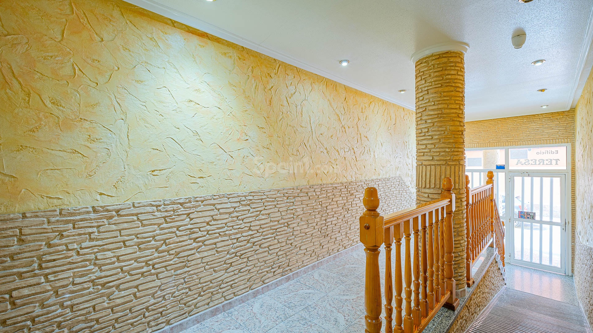 Resale - Apartamento -
Torrevieja