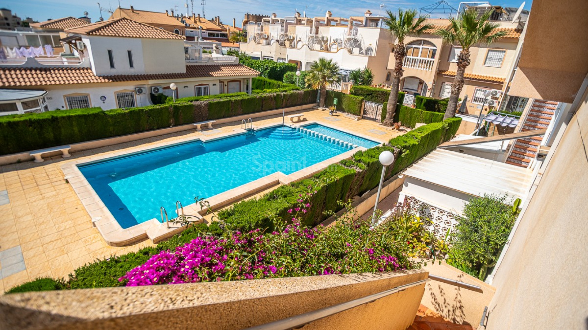 Resale - Apartment -
ALICANTE - La Florida