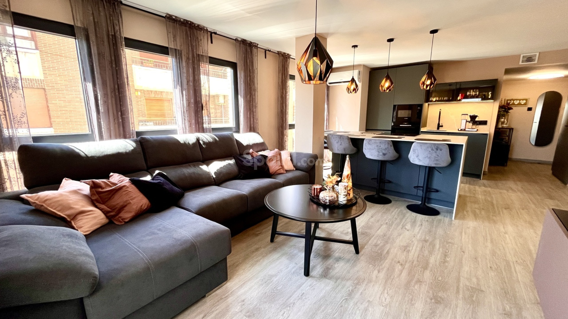 Resale - Apartment -
Almoradí