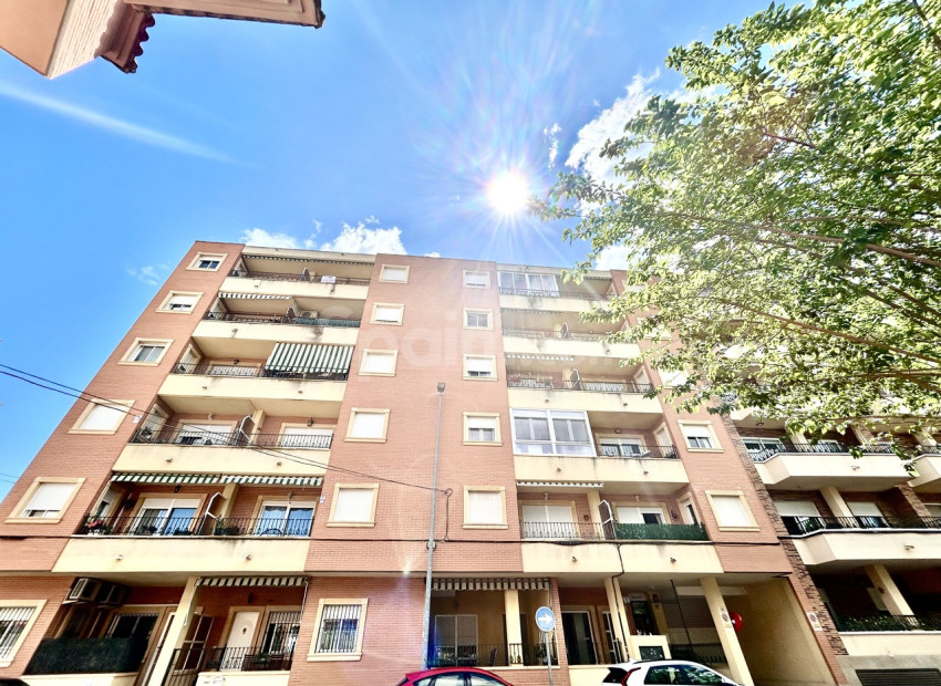 Resale - Apartment -
Almoradí