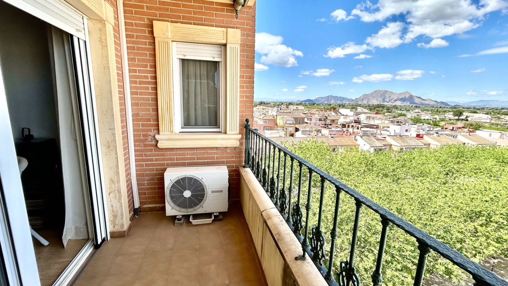 Resale - Apartment -
Almoradí