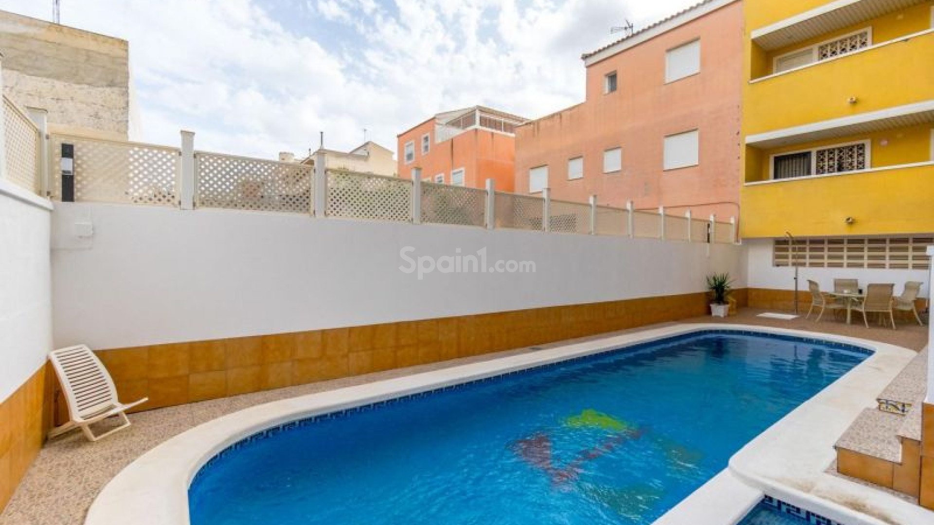 Resale - Apartment -
Benijofar