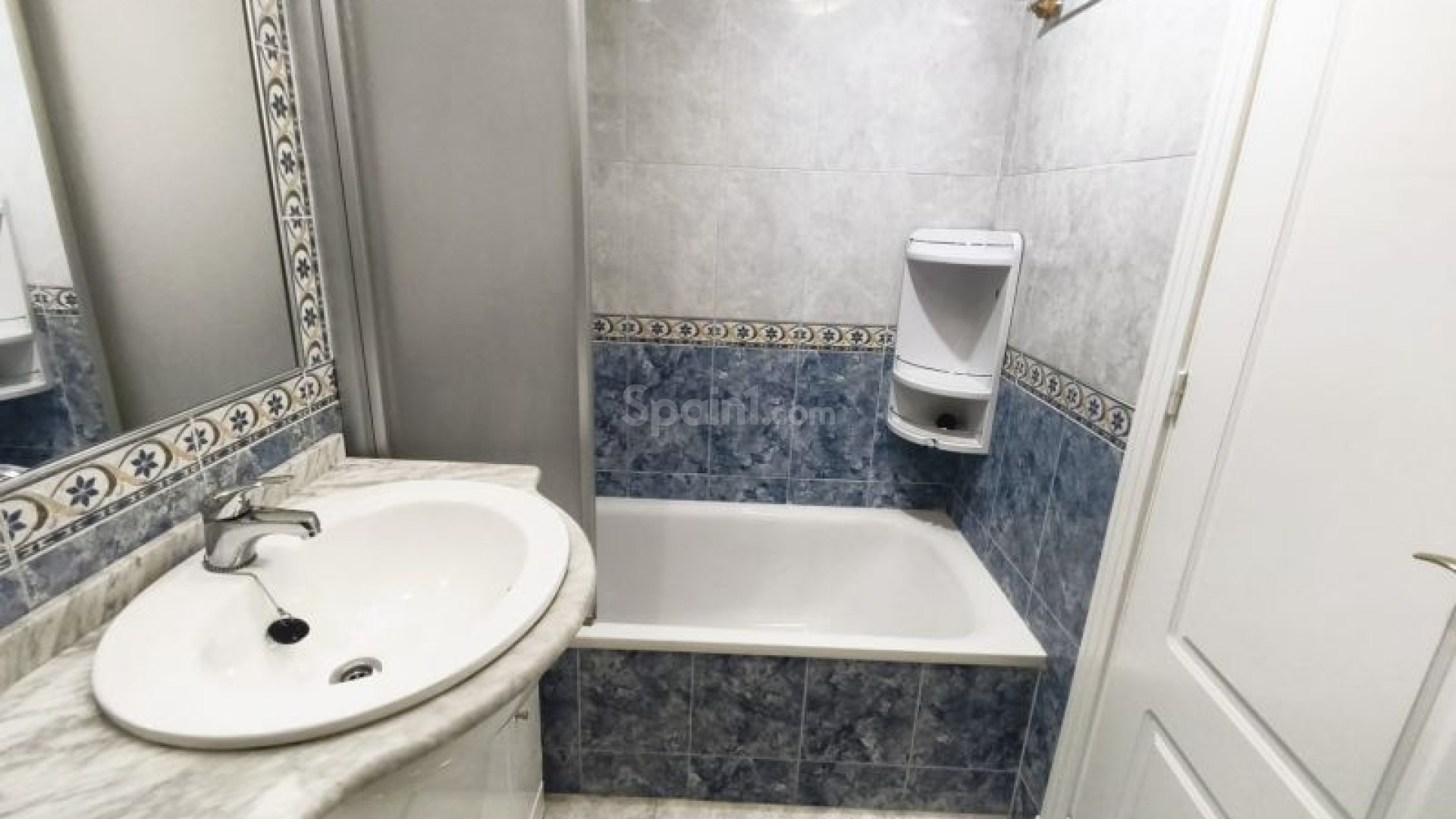 Resale - Apartment -
Benijofar