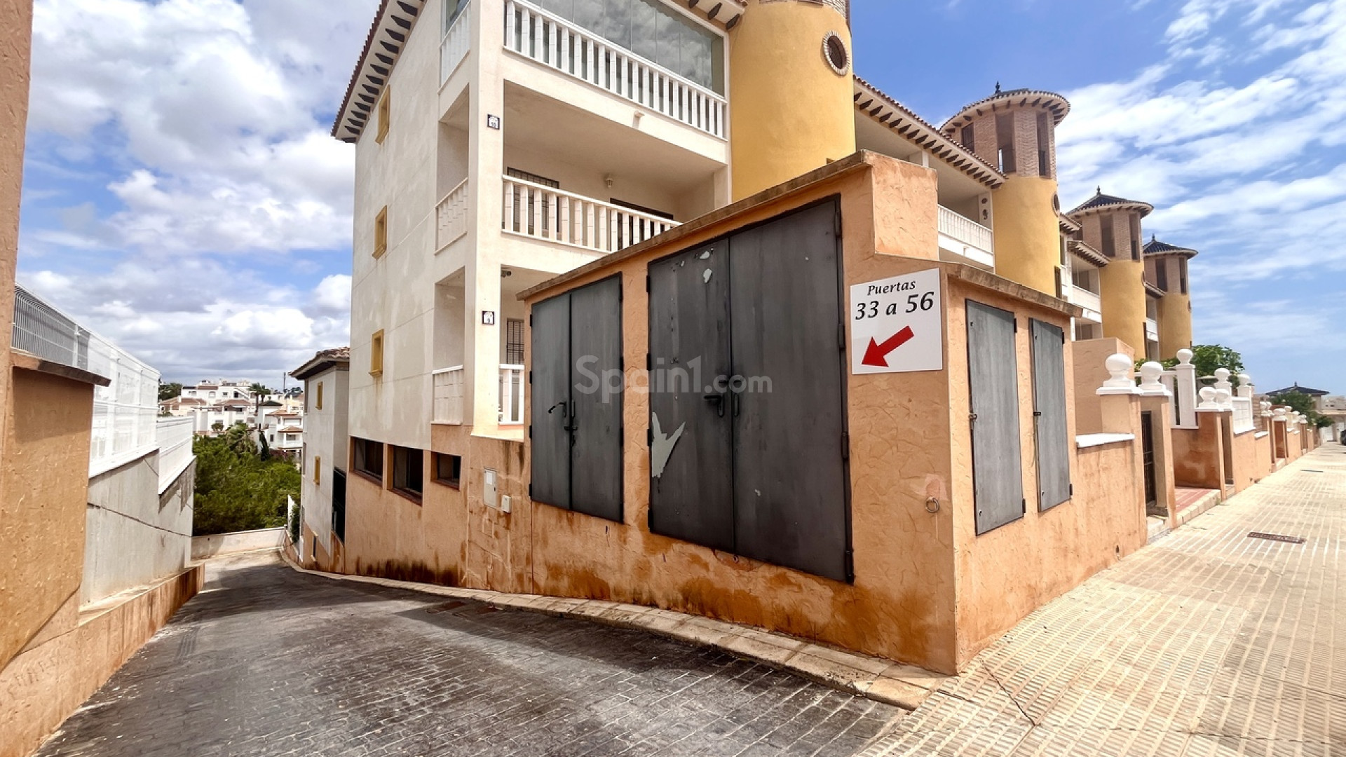 Resale - Apartment -
Cabo Roig