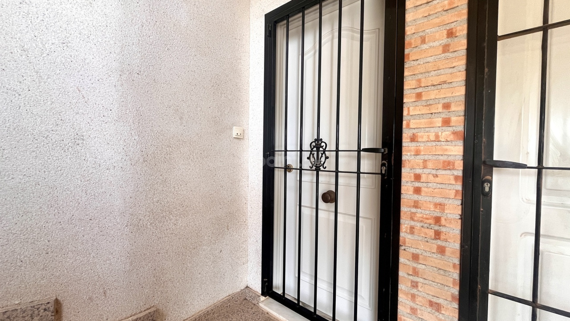 Resale - Apartment -
Cabo Roig