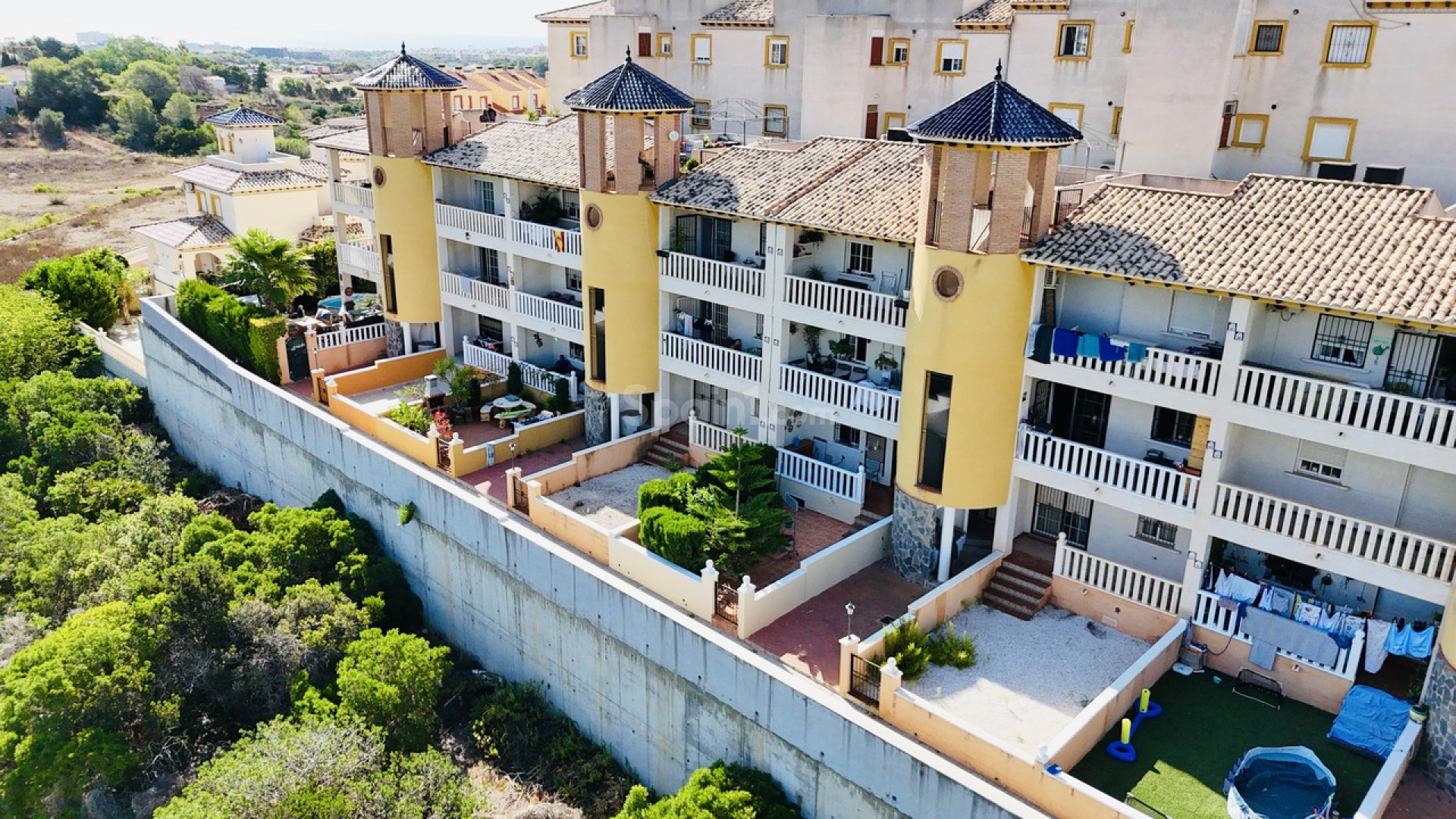Resale - Apartment -
Cabo Roig